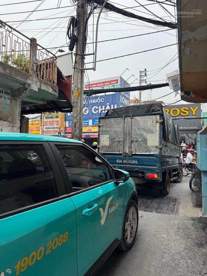 Chỉ 9 tỷ cho 127m2 mặt bằng kinh doanh ngang 6m  lê văn việt
