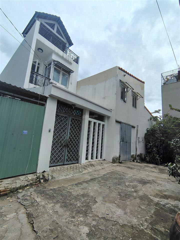 Nhà 2 tầng | 165m2 | nguyễn duy trinh| kiên cố vào ở ngay | 3 phòng ngủ | 2 wc
