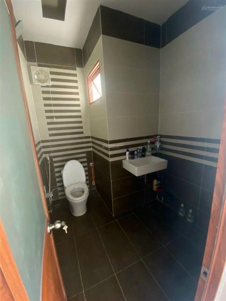 Bán nhà 2 tầng | ngang 9,6 | 5,95 tỷ | 104 m2 | long trường, quận 9 giá siêu hời