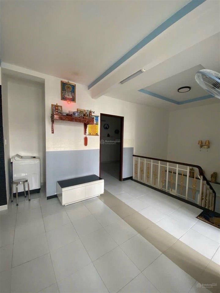 Bán nhà 2 tầng | ngang 9,6 | 5,95 tỷ | 104 m2 | long trường, quận 9 giá siêu hời