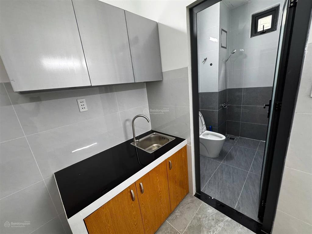 1/11 trống phòng lầu 1 mặt sau cửa sổ giá 4,3 tr. chính chủ cho thuê, khuyến mãi hấp dẫn