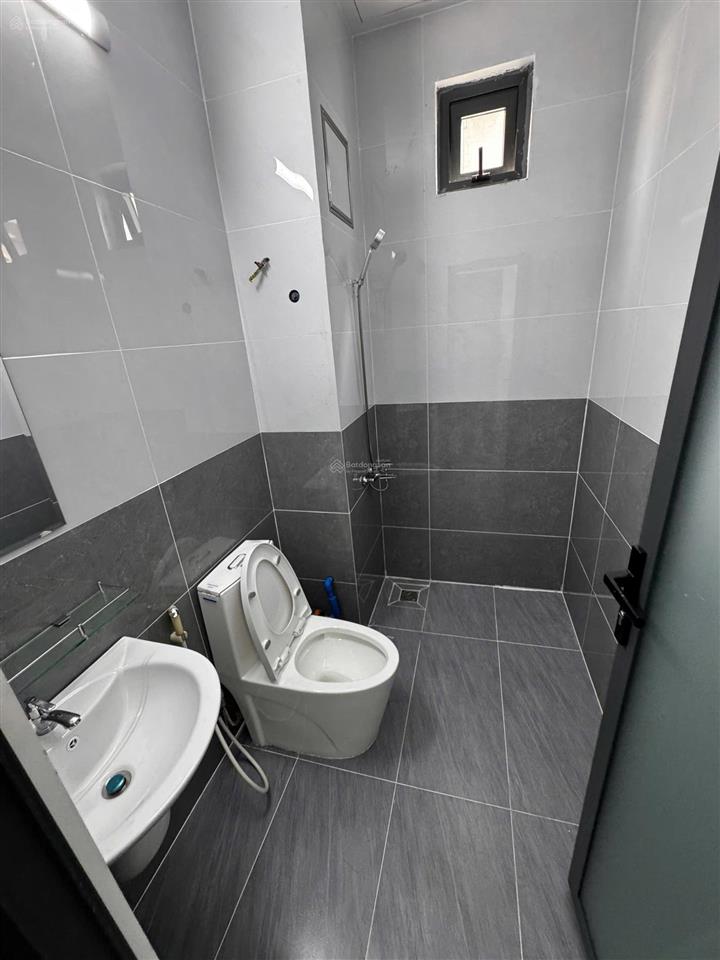 1/11 trống phòng lầu 1 mặt sau cửa sổ giá 4,3 tr. chính chủ cho thuê, khuyến mãi hấp dẫn