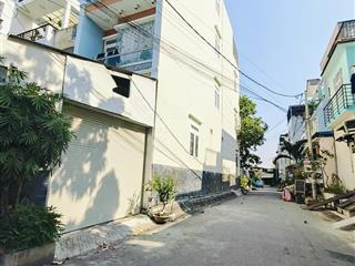 Mặt tiền hẻm ngay kdc gia hòa  diện tích khủng 180m2 hiện hữu  nhỉnh 6 tỷ