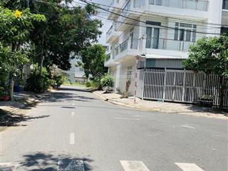 Nhà mặt tiền 4 tầng khu dân cư đổng bộ quận 8 giá nhỉnh 8 tỷ