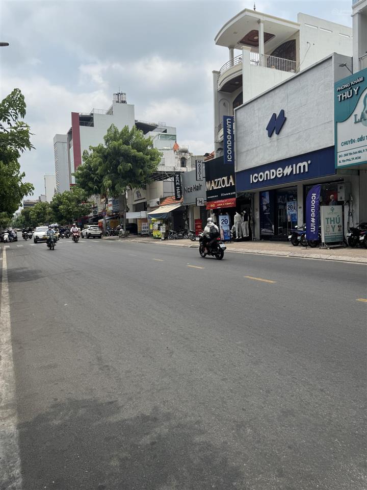Mặt tiền kd sầm uất đường 14m có lề  4 tầng hoàn công đủ ngay tân sơn nhì  tân phú giáp tân bình