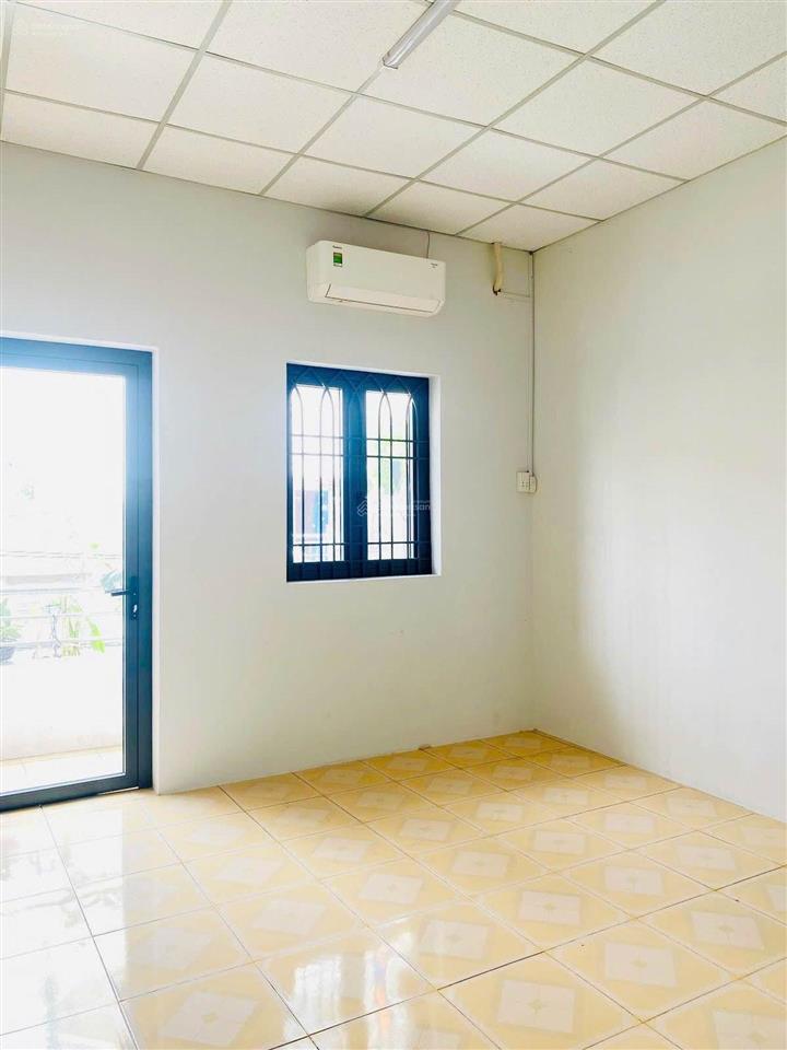 Giảm gần 1 tỷ. bán nhà 2 mặt hẻm trước sau ô tô thông gần 80m2 ngay luỹ bán bích  kênh tân hóa