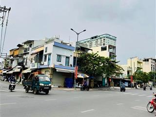 Mặt tiền kd đường nhựa 8m thông tô hiệu  hoà bình  luỹ bán bích gần đầm sen  3 tầng hoàn công đủ