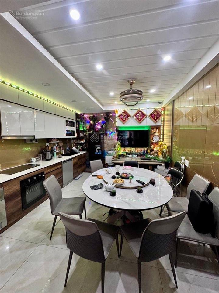 Bán nhà 5 tầng hoàn công đủ  hẻm ô tô vào nhà ngay nguyễn thế truyện  f. tân sơn nhì vip tân phú