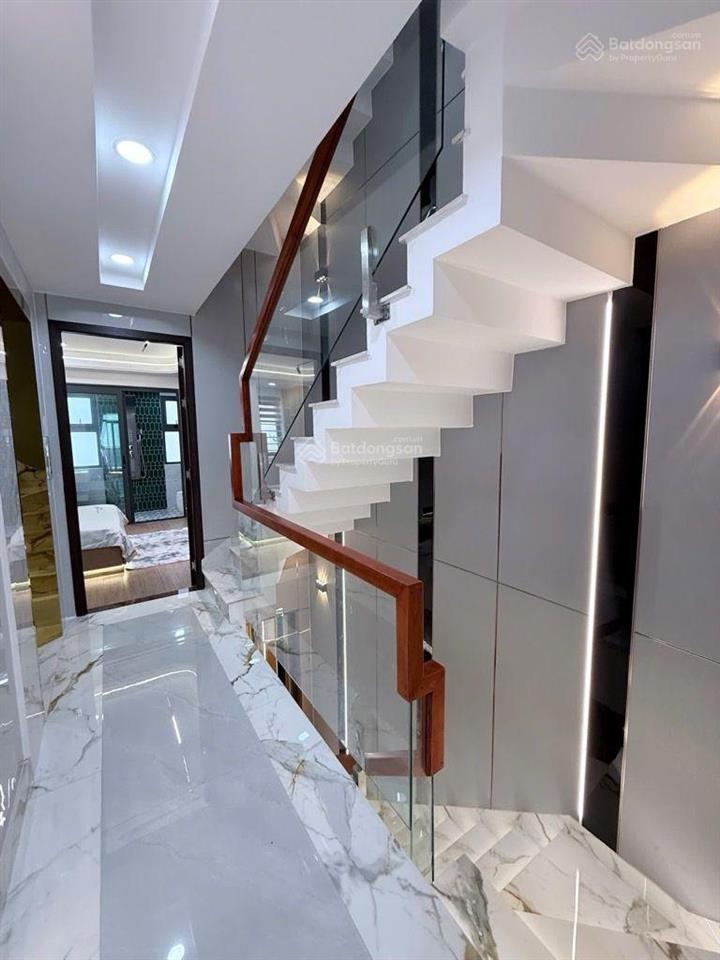 Bán nhà 6 tầng gần 100m2 thang máy xịn xò hxt thông ô tô vào nhà gần chợ tân hương  aeon tân phú