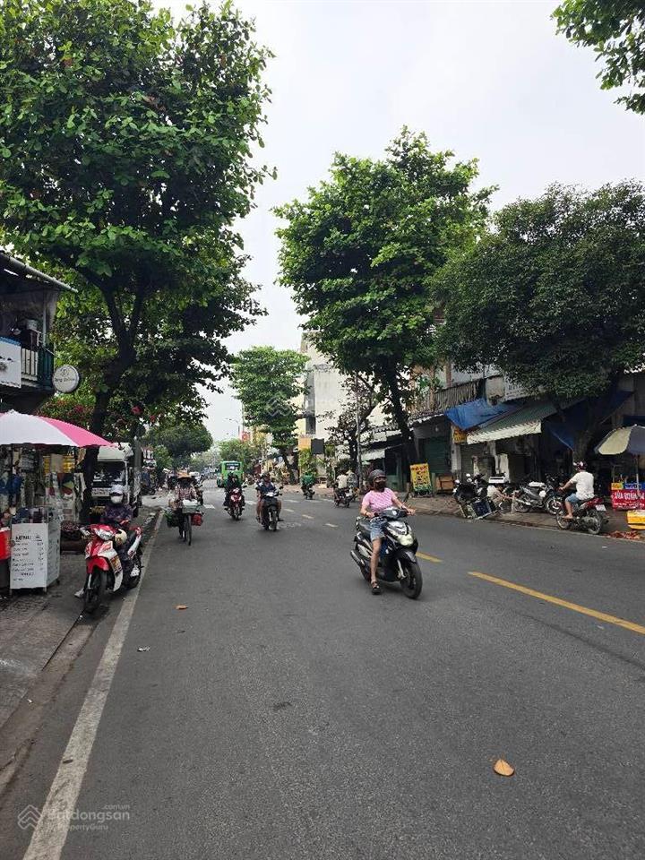 Mặt tiền kd 4 tầng hc đủ  đường 20m có lề ngay gò dầu kế bên chợ tân hương  aeon mall tân phú