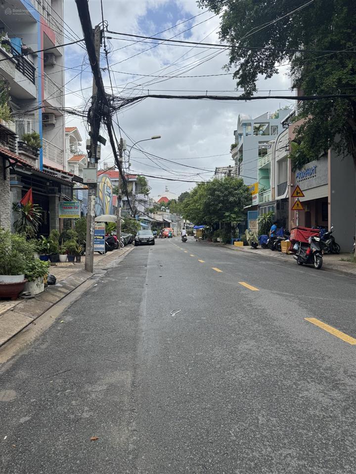 Tân phú  mặt tiền kd đa ngành đường 14 có lề kế bên aeon mall gần đại học công thương 4 tầng hc đủ
