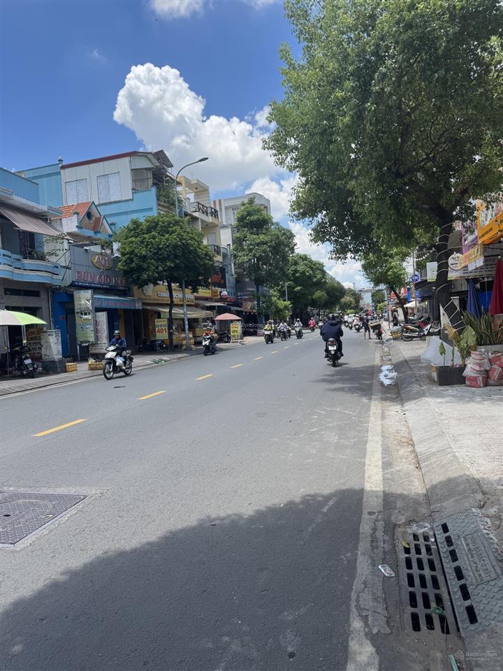 Bán nhà 4 tầng kiên cố hoàn công đủ  hẻm ô tô vào tận nhà ngay gò dầu  tân sơn nhì  tt tân phú