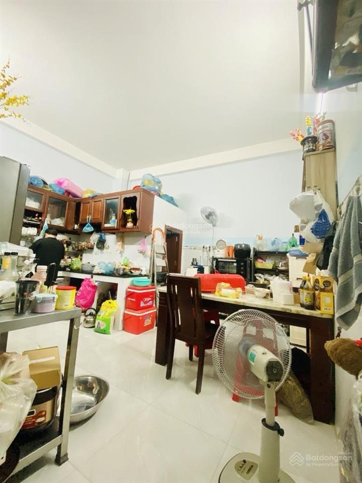 Bán nhà 3 tầng gần 100m2 đường nhựa 8m ô tô vào nhà thông gò dầu  tân hương gần aeon mal tân phú