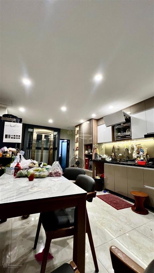 Siêu phẩm 5 tầng thang máy  nội thất xịn xò  kế bên aeon tân phú ngay gò dầu  tân kỳ tân quý