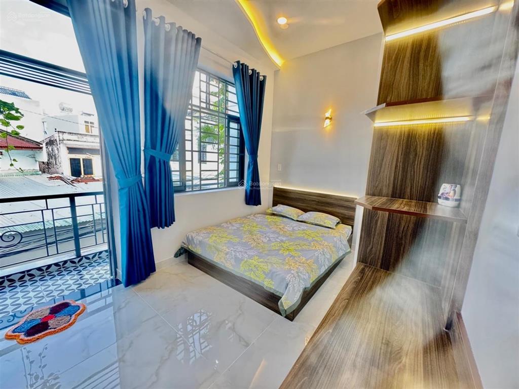 Bán nhà ngay celadoncity & aeon mall tân phú  đường 12m có lề ô tô vào nhà  3 tầng hoàn công đủ