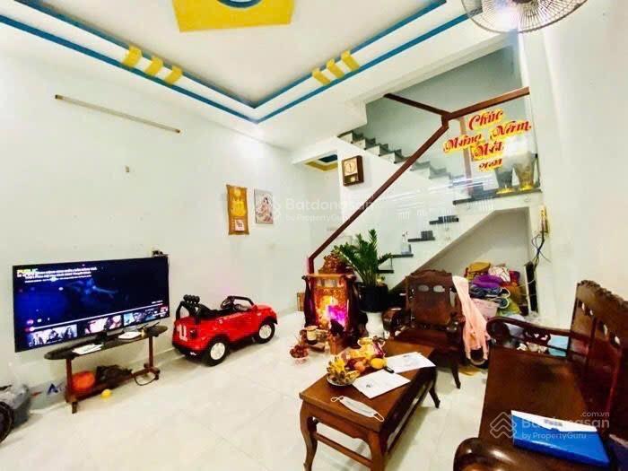 Ô tô vào nhà thông tân kỳ tân quý kế aeon mall tân phú  4 tầng ngang 5.3m  dòng tiền 25tr/tháng