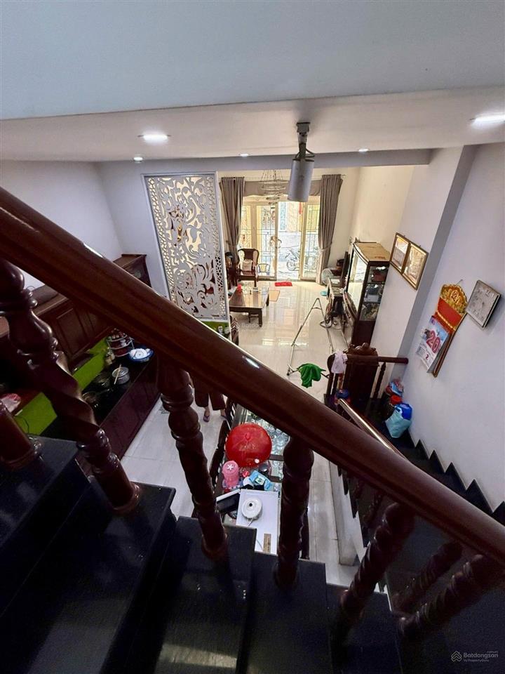 Tân phú ngay trường chinh & âu cơ  hẻm ô tô ngủ trong nhà gần ga t3 sân bay 3 tầng hoàn công đủ
