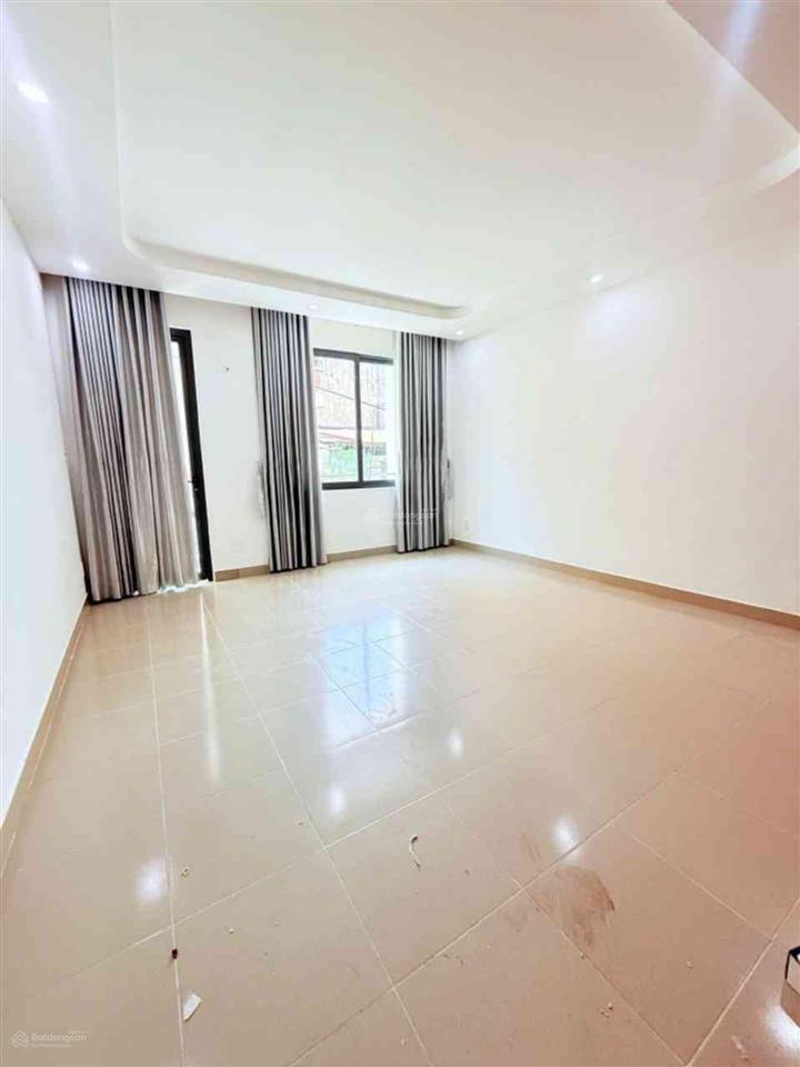 Ô tô ngủ trong nhà  4 tầng vào ở ngay  ngang 5.2m nở hậu  ngay đại học công thương  aeon mall