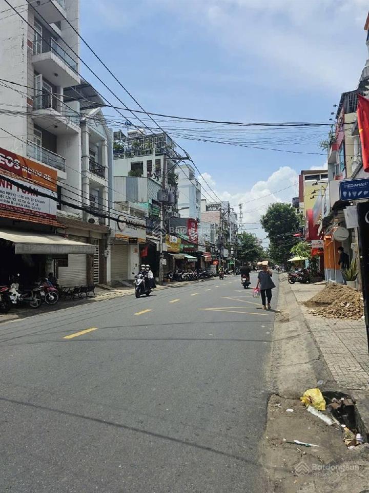 Bán nhà 3 tầng  ngang lớn 6.1m  ô tô vào nhà thông gò dầu gần chợ tân hương  aeon mall tân phú