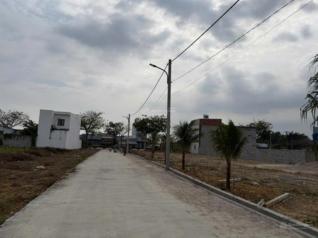 Bán 1.135m²  có 600m² đất ở đô thị  p. tam long (long tâm  bà rịa)  có nhà 1 trệt 1 lầu còn mới