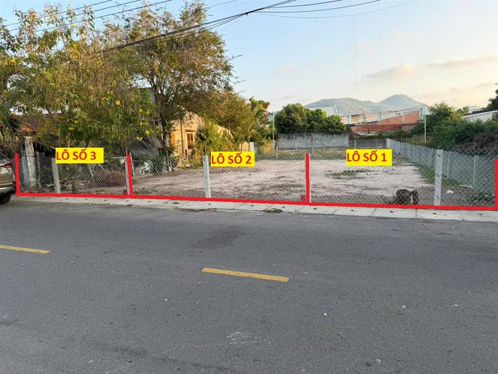 Đất mặt tiền đường nhựa tam phước 5x26m=130m2. có 90m2 thổ cư  giá chỉ 1,55 tỷ
