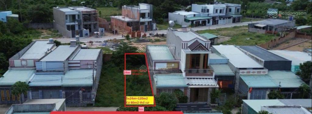 1 lô 5x24m=120m2 có 80m2 tc* giá 1 tỷ. bao thuế phí sang tên + gpxd + đồng hồ điện nước