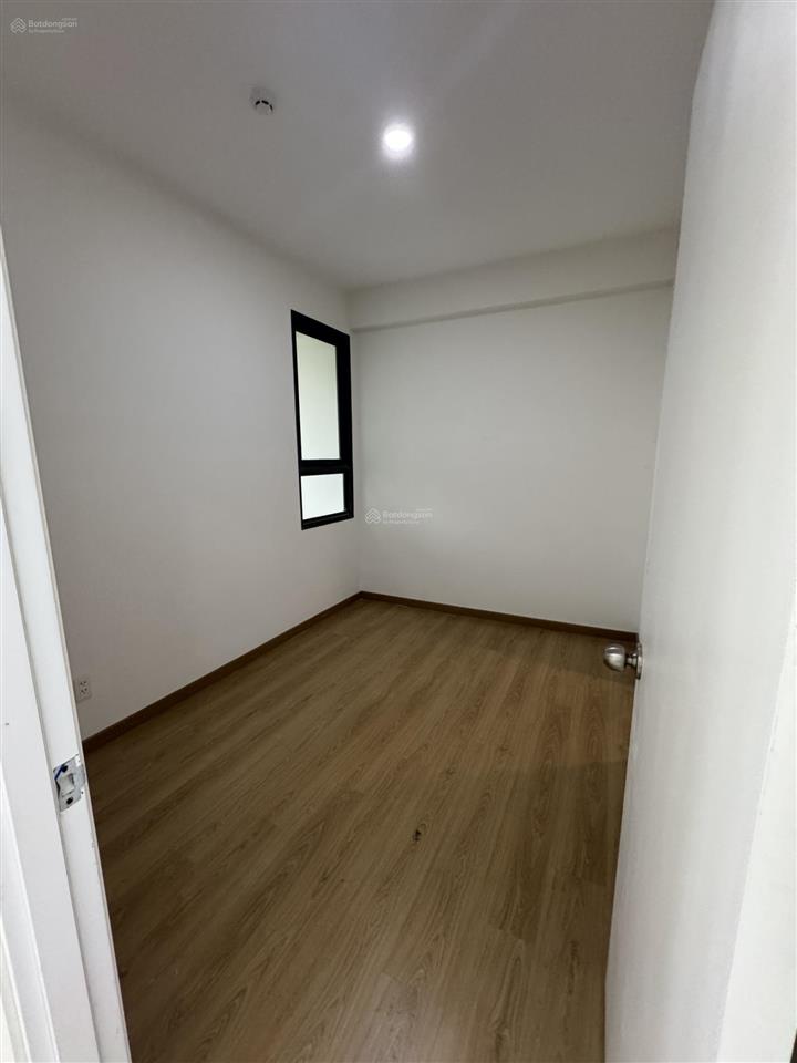 Sài gòn intela nhà mới 100%, view ngoài, bao sổ, giá 2.13 tỷ