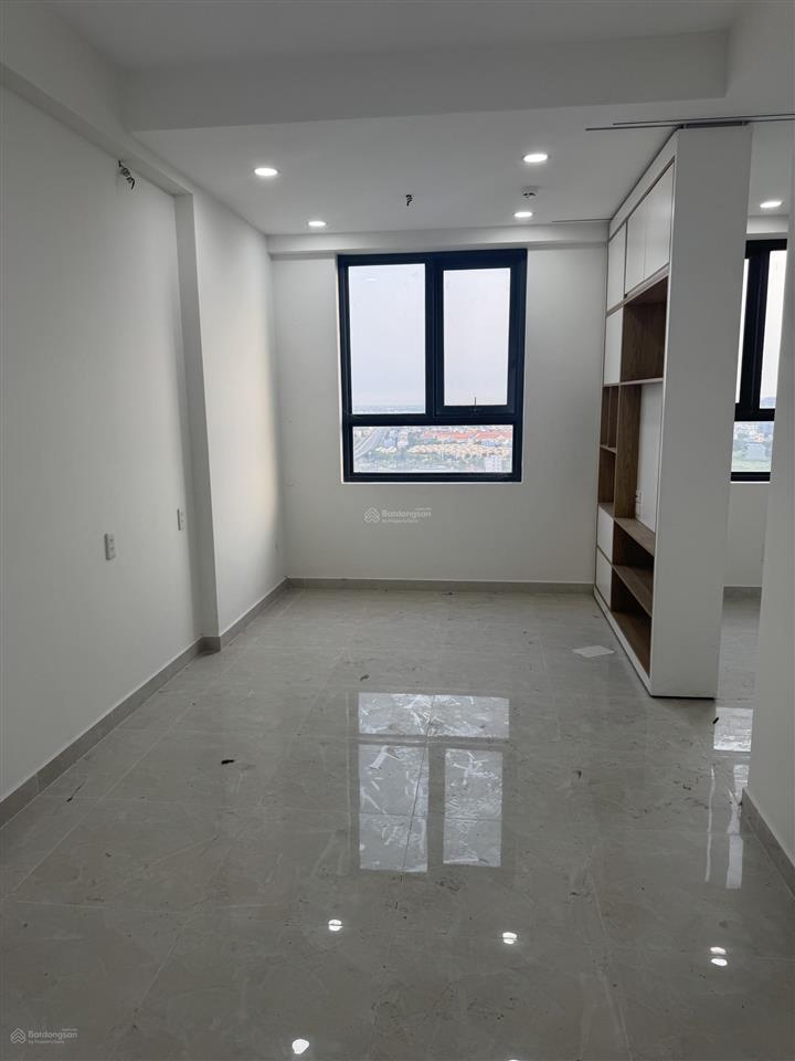 Sài gòn intela nhà mới 100%, view ngoài, bao sổ, giá 2.13 tỷ