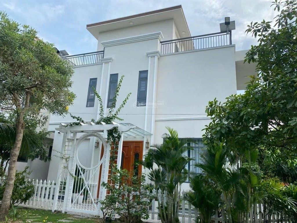 Cần tiền bán gấp biệt thự 2,5 tỷ, shr, hỗ trợ vay ngân hàng 80% thanh toán 20% nhận nhà ngay