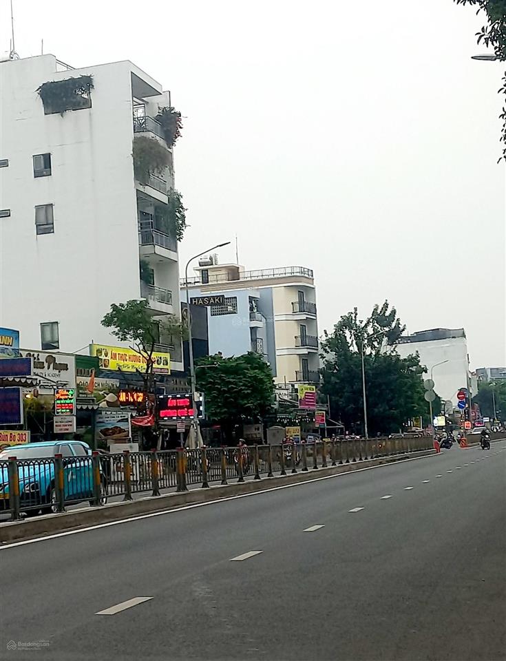 Bán nhà góc 2 mặt tiền nguyễn thái học, q1, dt 15mx20m, 3 tầng, giá 75 tỷ