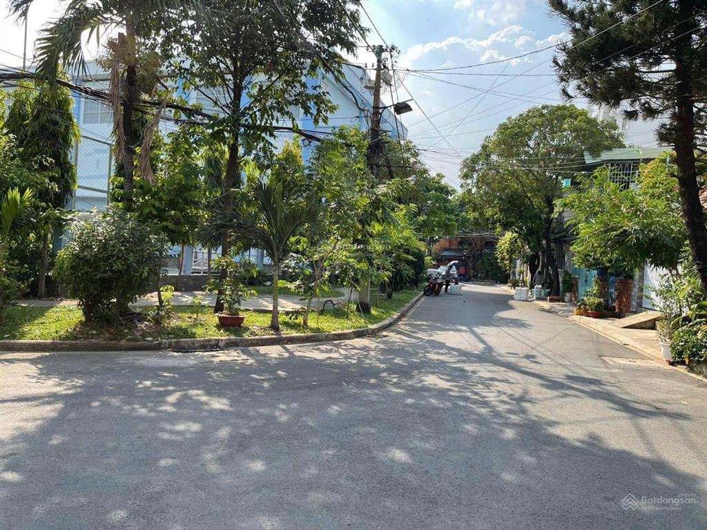 Toạ lạc khu compoud phạm văn hai p1 tb (5.2x20) 4 tầng, giá 24tỷ