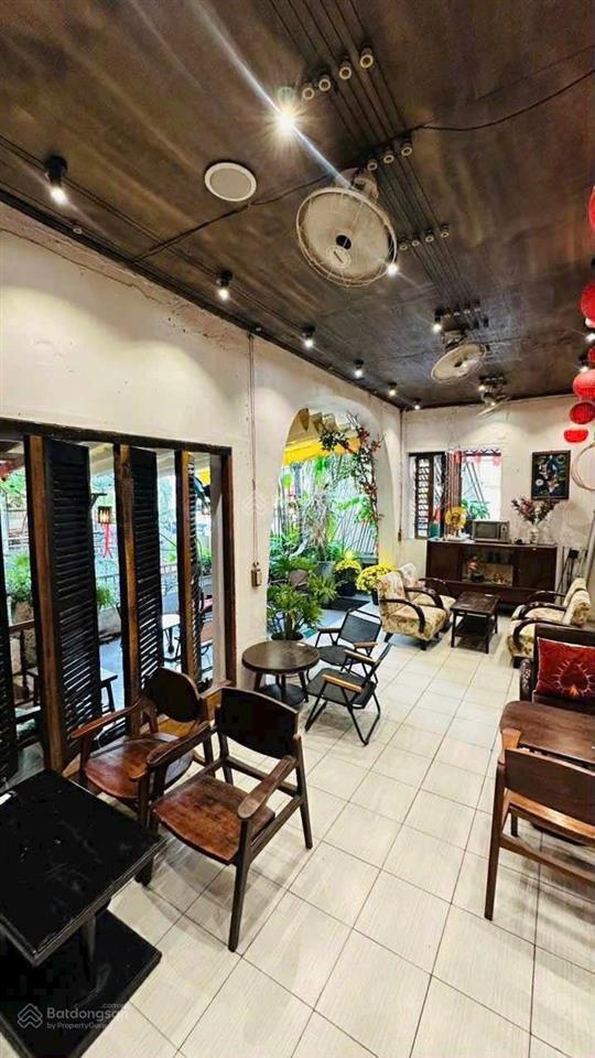 Bán nhà mặt tiền hồ biểu chánh, phú nhuận 6.5x22m nở hậu 8m  cn 160m2  3 tầng  24 tỷ