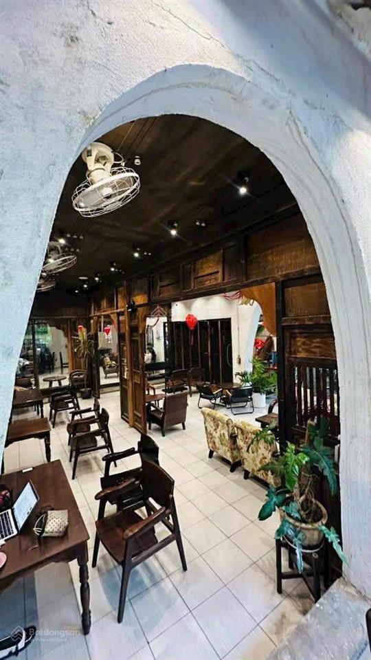 Bán nhà mặt tiền hồ biểu chánh, phú nhuận 6.5x22m nở hậu 8m  cn 160m2  3 tầng  24 tỷ