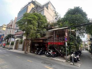 Bán góc 2mt hồ biểu chánh chỉ 20 tỷ, dt5 x 13 nhà 3 tầng nở hậu đẹp