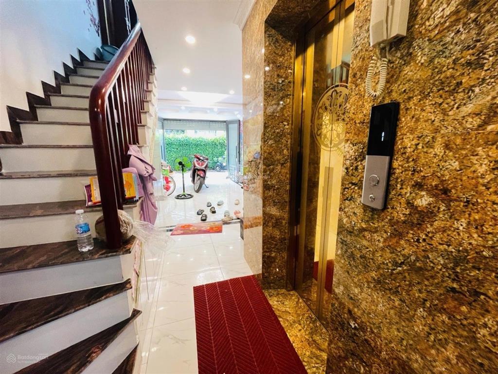Không có căn thứ 2  hoàng quốc việt  nhà mới  thang máy  10 tỷ  rất gấp