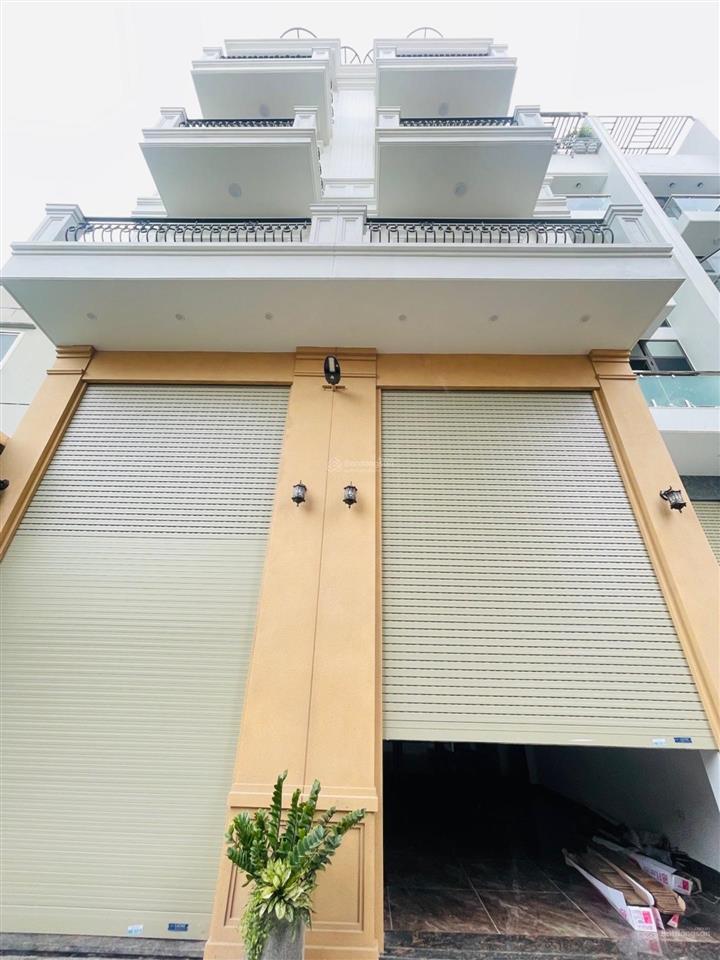 Một trong số ít 1 căn hoàng quốc việt  6t thang máy  ô tô  10 tỷ  xây mới