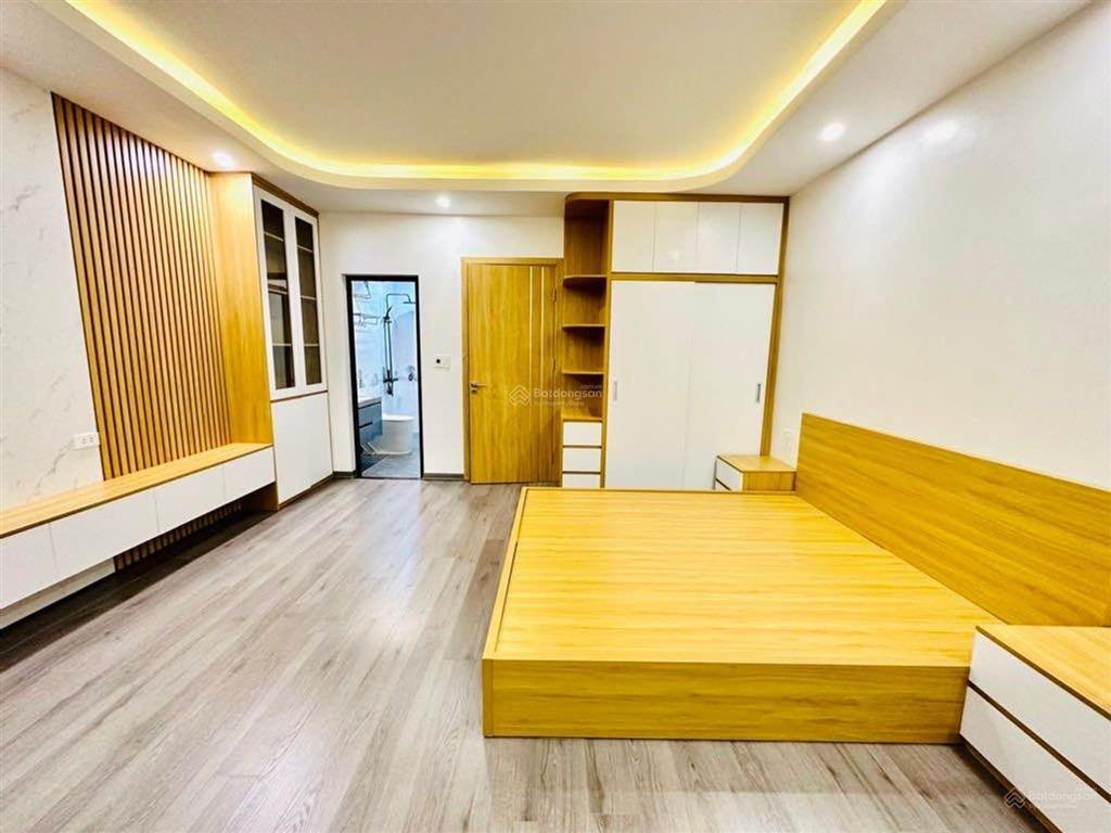 Siêu phẩm  xuân la  6t thang máy  42m2  nhỉnh 10 tỷ