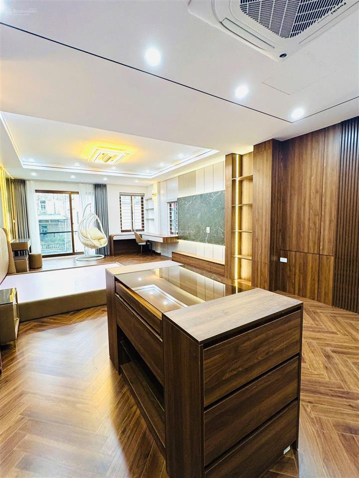 Siêu phẩm, lạc long quân, thiết kế cao cấp  60m2 gara ô tô, thang máy, chỉ nhỉnh 18 tỷ