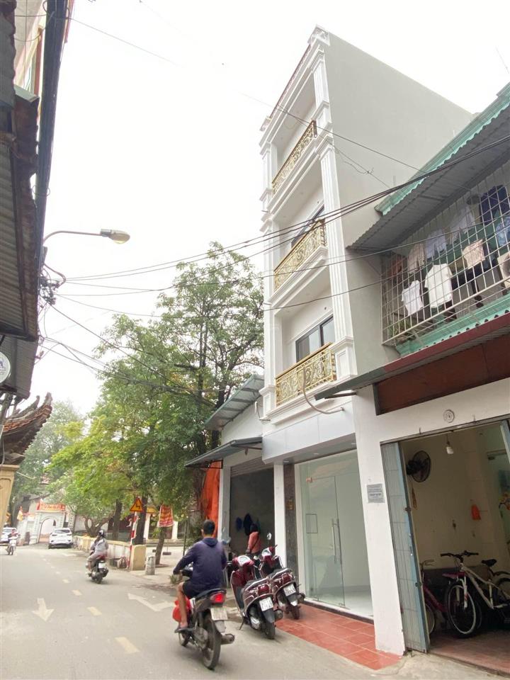 Cực hiếm  lạc long quân  thang máy  thoáng trước sau  54m2  chỉ nhỉnh 13 tỷ