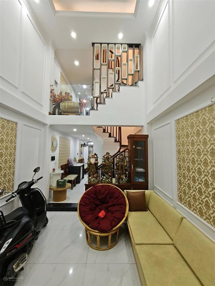 Siêu phẩm  lạc long quân  50m2  thang máy  ô tô tránh  nhỉnh 13 tỷ