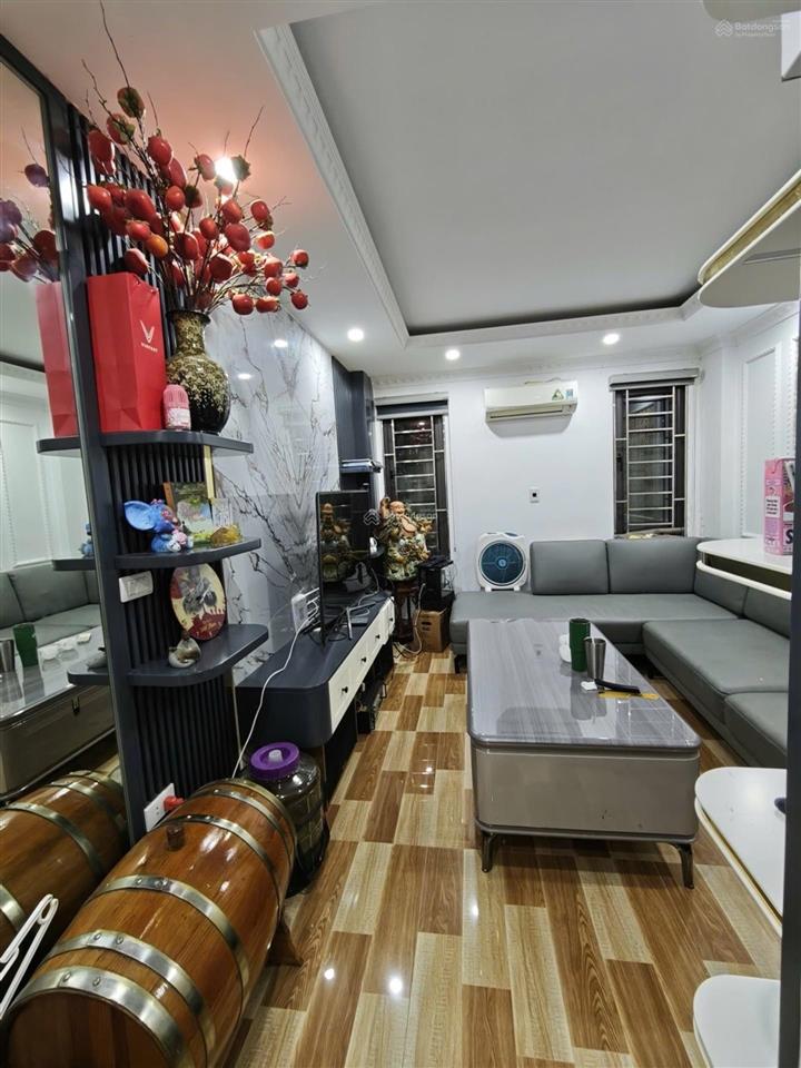 Siêu phẩm  lạc long quân  50m2  thang máy  ô tô tránh  nhỉnh 13 tỷ