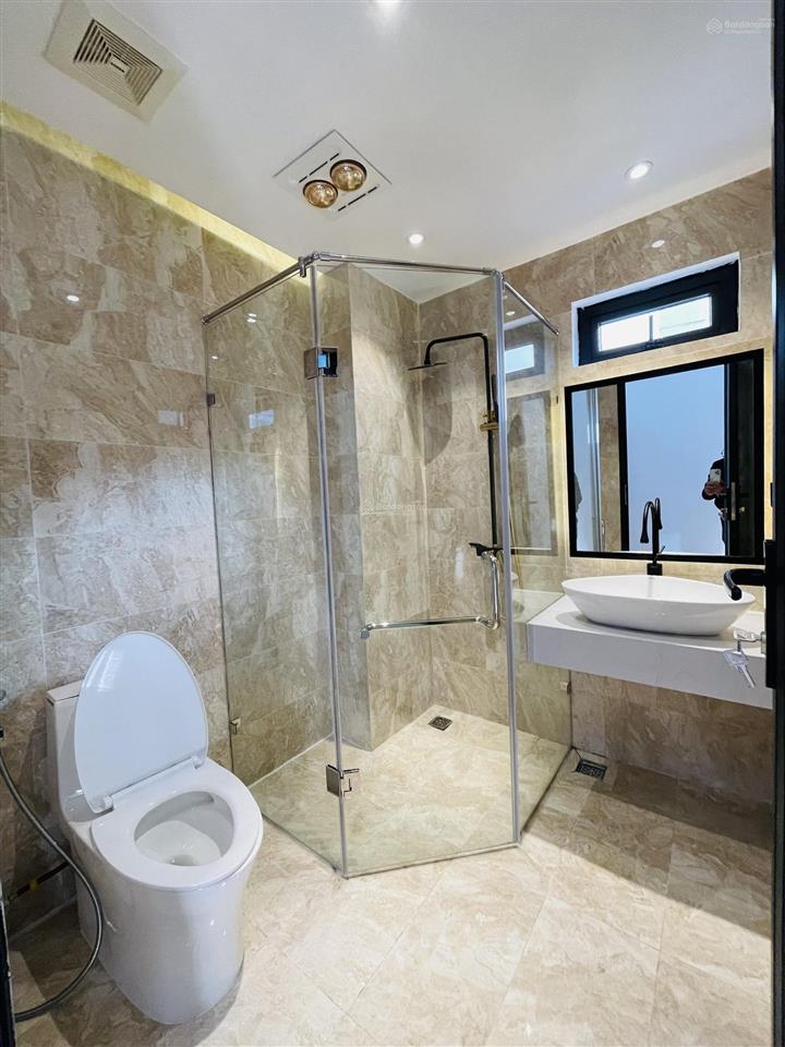 Một trong số ít 1 căn  xuân la  thang máy  ô tô tránh  54m2  nhỉnh 13 tỷ