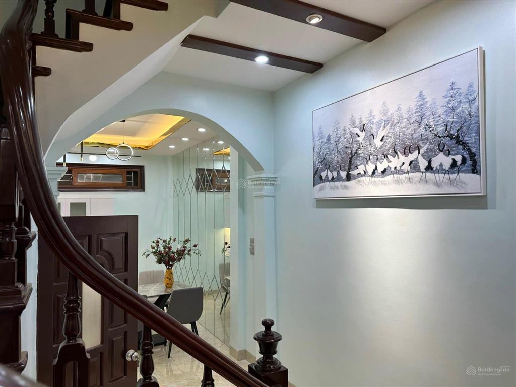 Trời ơi cứu tôi với, bán gấp siêu phẩm đội cấn, 53m2, nhỉnh 10 tỷ.