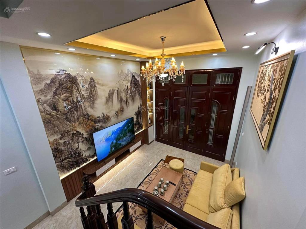 Trời ơi cứu tôi với, bán gấp siêu phẩm đội cấn, 53m2, nhỉnh 10 tỷ.