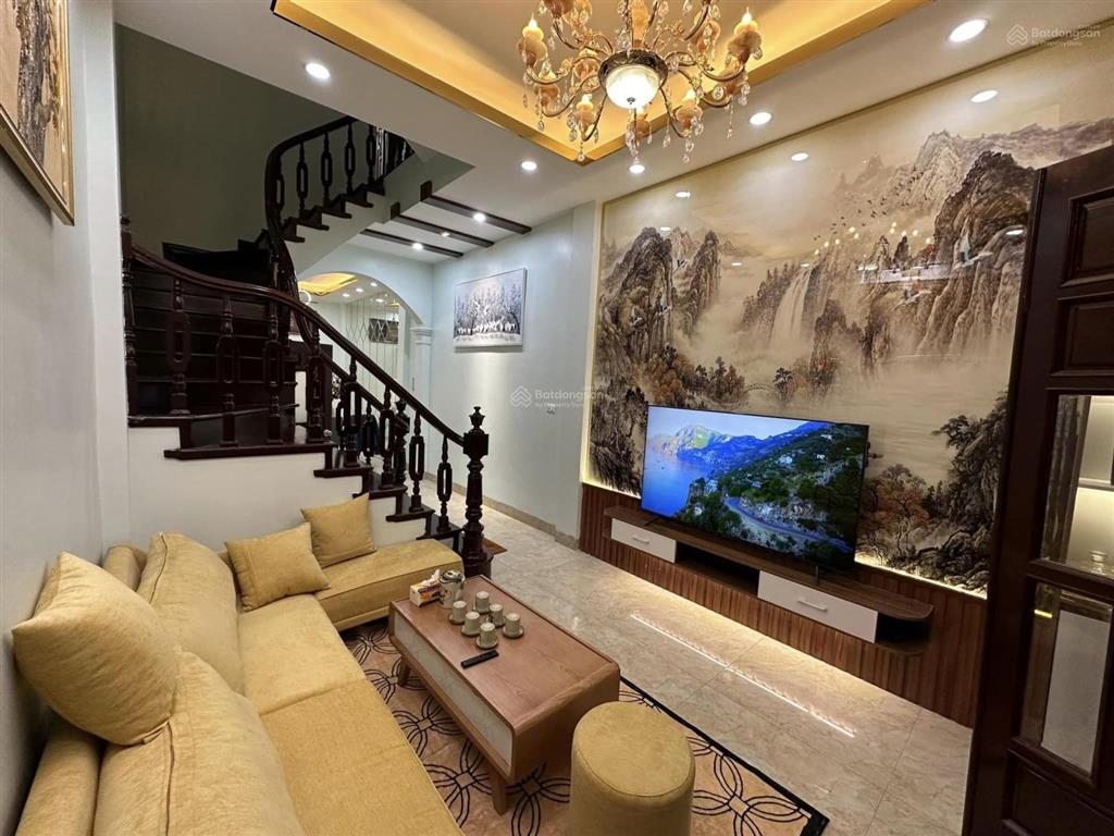 Trời ơi cứu tôi với, bán gấp siêu phẩm đội cấn, 53m2, nhỉnh 10 tỷ.