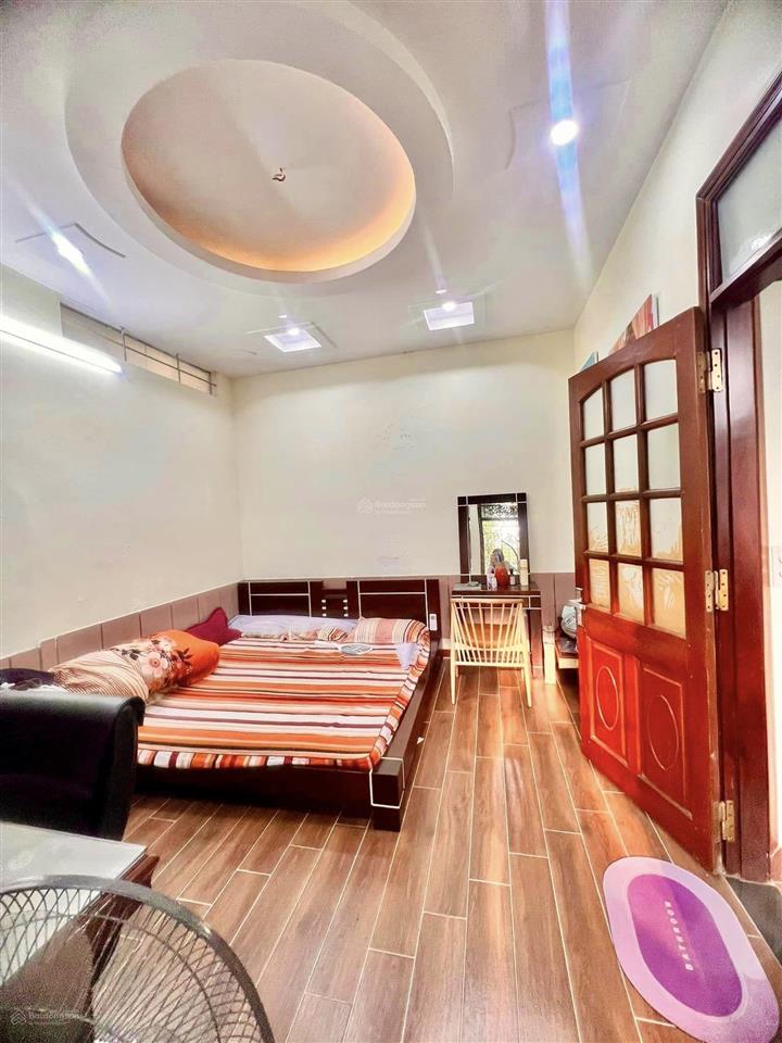 Cả năm mới có 1 nhà bán, thái hà, 10m thôi là ra ô tô, 50m2, 13 tỷ