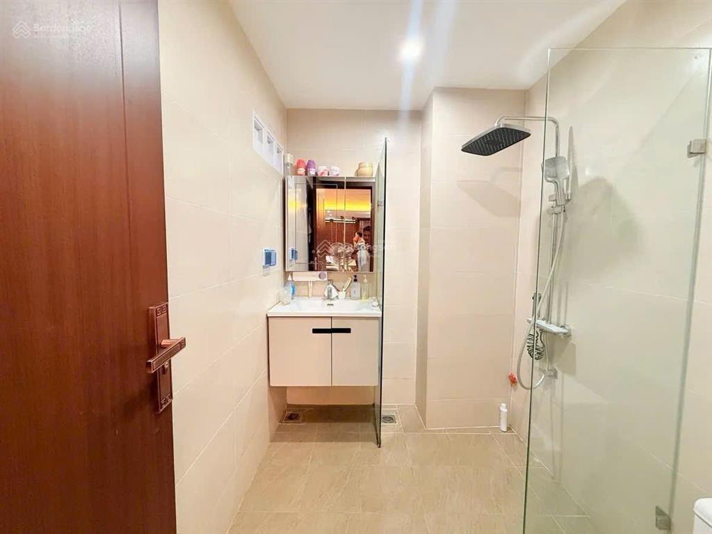 Thật không thể tin được, hoàng hoa thám  ngọc hà, 40/45m2 5t nhỉnh 7 tỷ, 2 thoáng, 3 bước ra phố