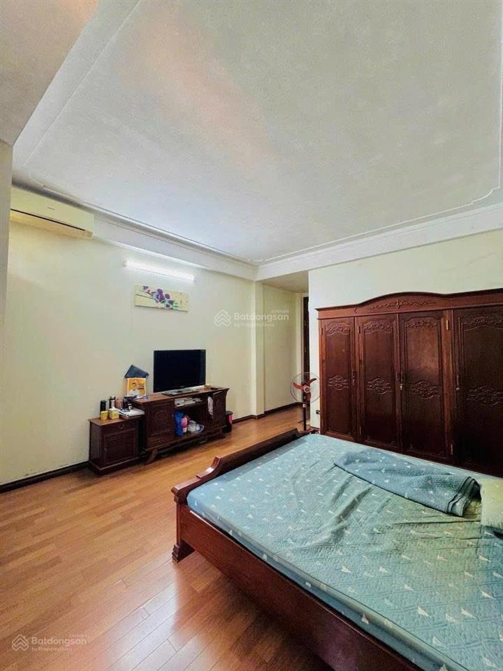 Bán gấp nhà đội cấn, 38m2 nhỉnh 7 tỷ, 5t, gần phố, khu dân trí cao