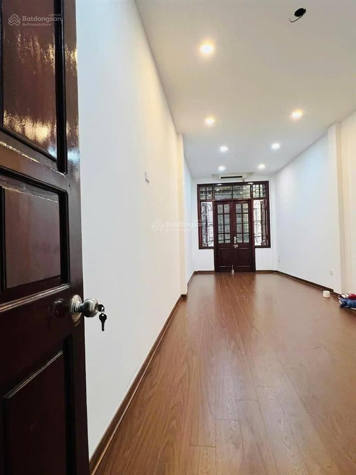 1 căn, đào tấn 2 thoáng, 40/45m2 7.3 tỷ, gần phố, thoáng sáng