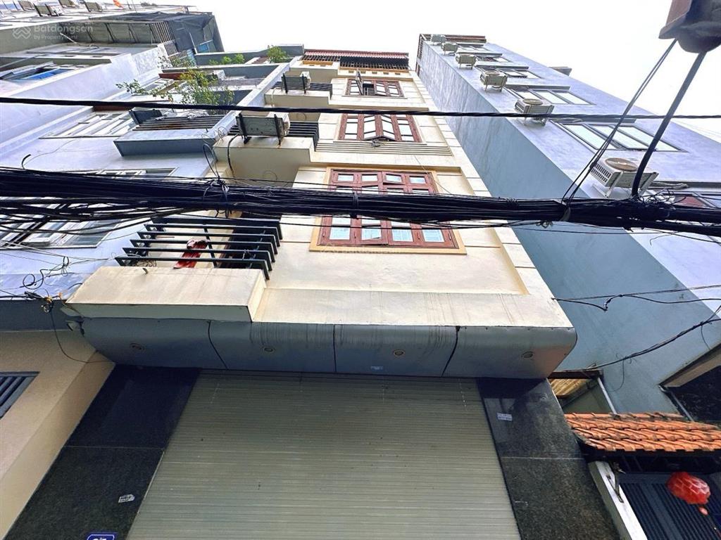 1 căn, đào tấn 2 thoáng, 40/45m2 7.3 tỷ, gần phố, thoáng sáng
